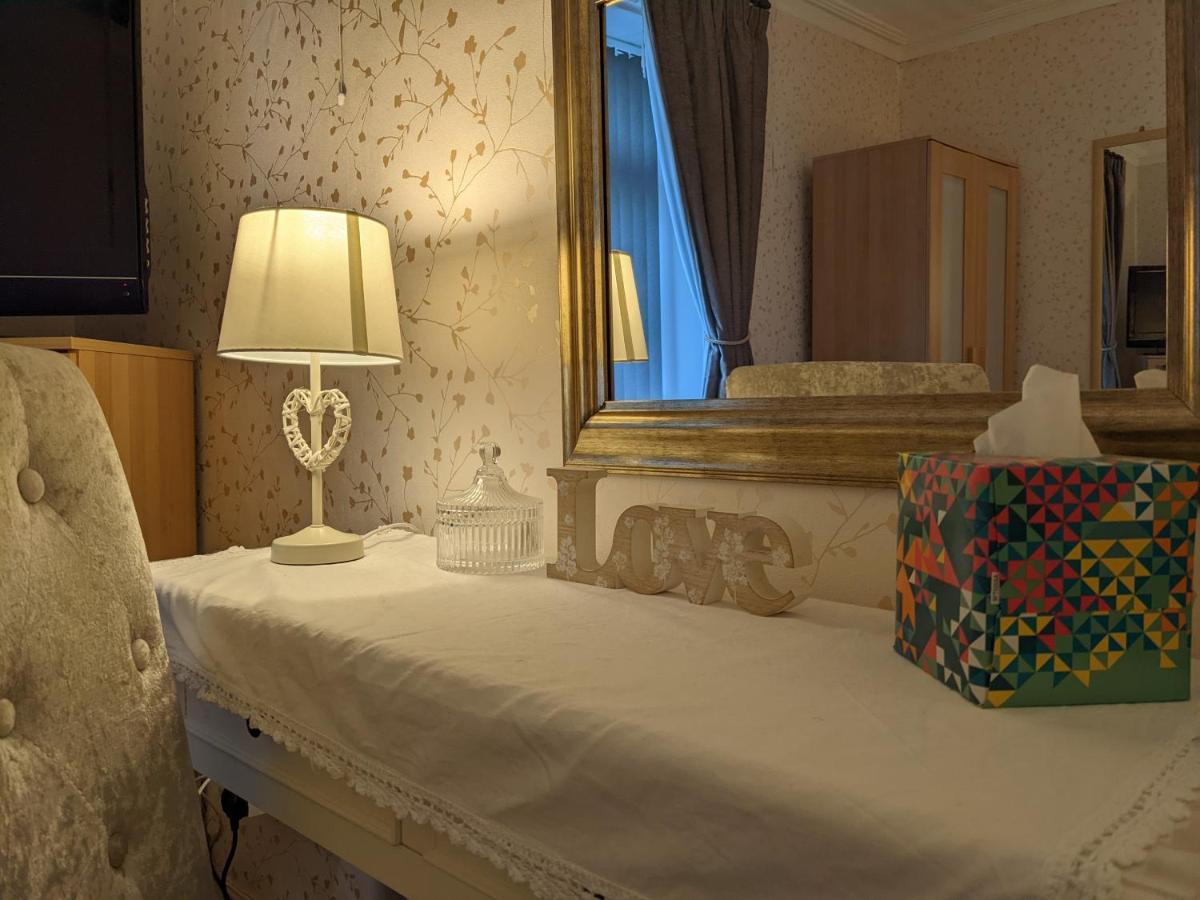 Kirkcroft Guest House Gretna Bagian luar foto